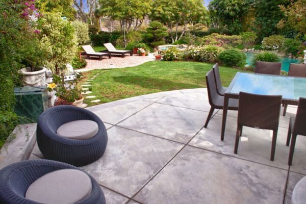 Choosing the Right Materials for Outdoor Spaces