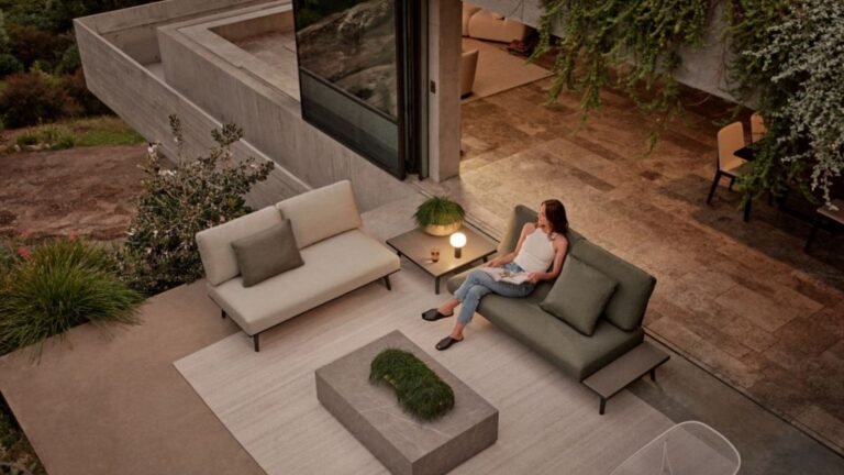 How to Create a Seamless Indoor-Outdoor Flow