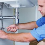 How to Handle Common Plumbing Issues