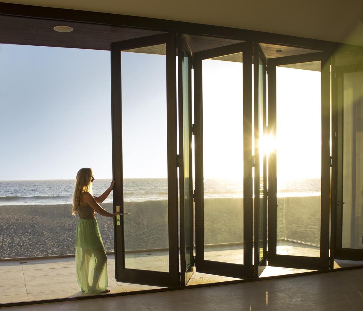 Top Glass Patio Doors for Outdoor Views